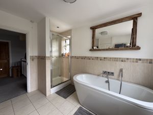 FAMILY BATHROOM- click for photo gallery